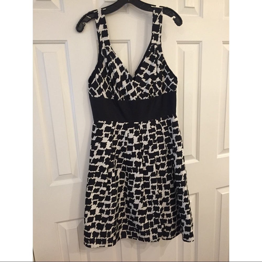 White House Black Market dress size 10